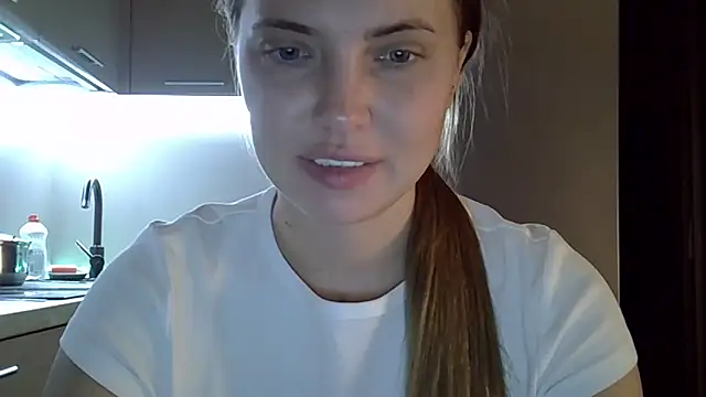 Lucky Anna online show from 10/25/25, 06:24