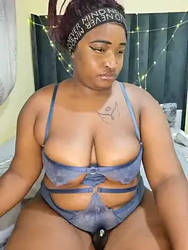 Snapshot of TheeNicole chatting on 03/15/26, 08:48 TheeNicole online show from 03/15/26, 08:48