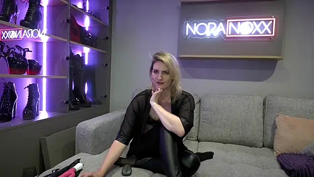 NoraNoxx online show from 06/16/26, 08:11