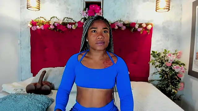 Snapshot of SilvannaFit chatting on 09/09/25, 12:15 SilvannaFit online show from 09/09/25, 12:15