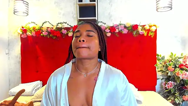 SilvannaFit online show from 04/29/26, 05:30