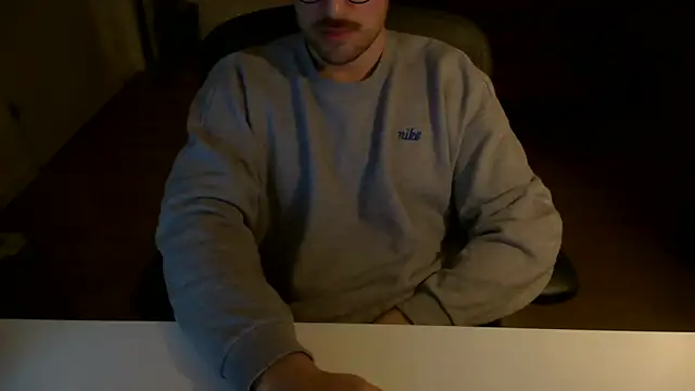 Snapshot of taallguyy_196 chatting on 01/15/26, 05:45 taallguyy 196 online show from 01/15/26, 05:45