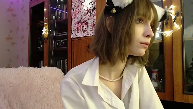 cloudgirrl online show from 01/12/25, 11:58