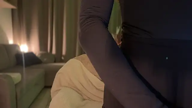 Snapshot of Julia_RL chatting on 02/10/26, 09:52 Julia RL online show from 02/10/26, 09:52