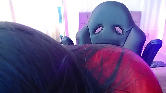 Snapshot of frreeya chatting on 12/26/24, 03:53 frreeya online show from 12/26/24, 03:53