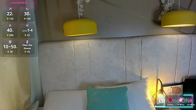 Snapshot of frreeya chatting on 11/19/25, 03:12 frreeya online show from 11/19/25, 03:12