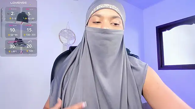 Snapshot of saray_halam chatting on 11/14/25, 06:17 saray halam online show from 11/14/25, 06:17