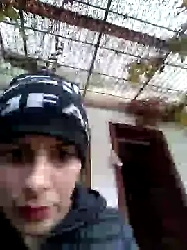 Snapshot of PinkPussyXYZ chatting on 11/07/25, 09:42 PinkPussyXYZ online show from 11/07/25, 09:42