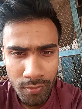 Snapshot of Skinny_Bigass_23 chatting on 03/07/25, 07:19 Skinny Bigass 23 online show from 03/07/25, 07:19