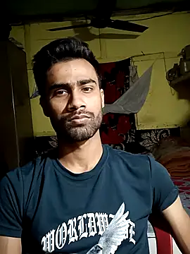 Snapshot of Skinny_Bigass_23 chatting on 03/11/25, 06:30 Skinny Bigass 23 online show from 03/11/25, 06:30