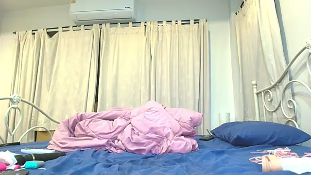 Snapshot of seo_yeon_ chatting on 01/08/25, 04:33 seo yeon online show from 01/08/25, 04:33