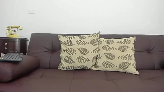 Amir mikelsen online show from 02/22/25, 01:02