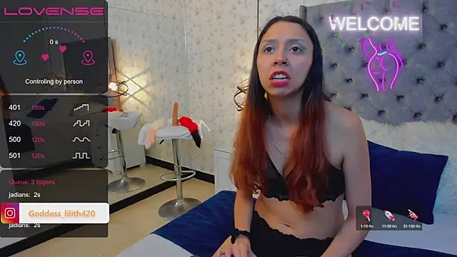 Snapshot of Goddess__Lilith chatting on 12/08/24, 06:43 Goddess Lilith online show from 12/08/24, 06:43