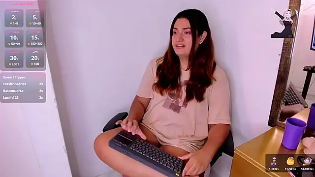 Snapshot of Valery_Maravilla_ chatting on 12/13/24, 10:55 Valery Maravilla online show from 12/13/24, 10:55