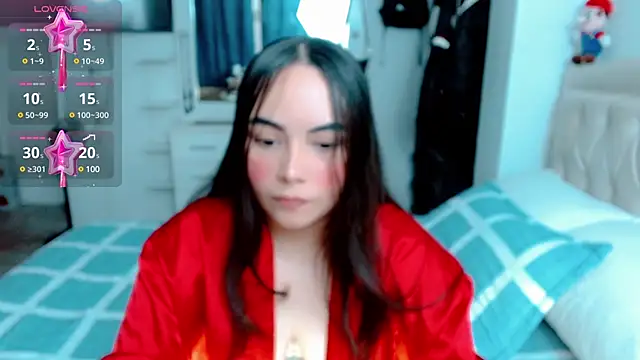 Snapshot of lunalovedoll_ chatting on 01/16/25, 01:16 lunalovedoll  online show from 01/16/25, 01:16