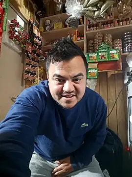 Snapshot of TheBriiaand30 chatting on 10/23/25, 09:13 TheBriiaand30 online show from 10/23/25, 09:13