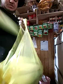 Snapshot of TheBriiaand30 chatting on 01/13/26, 03:17 TheBriiaand30 online show from 01/13/26, 03:17