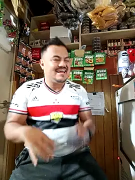 Snapshot of TheBriiaand30 chatting on 03/03/26, 03:07 TheBriiaand30 online show from 03/03/26, 03:07