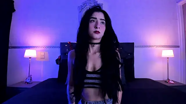 Snapshot of RomeroMoon chatting on 12/11/24, 01:06 RomeroMoon online show from 12/11/24, 01:06