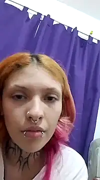 Snapshot of littledoll_juicy chatting on 03/13/25, 05:11 littledoll juicy online show from 03/13/25, 05:11