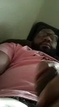 Snapshot of dvaughn3117 chatting on 01/08/25, 07:56 dvaughn3117 online show from 01/08/25, 07:56