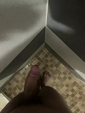 Snapshot of mylovetr1 chatting on 01/03/25, 02:54 mylovetr1 online show from 01/03/25, 02:54