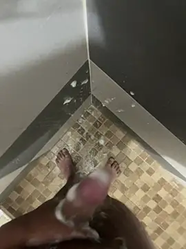 Snapshot of mylovetr1 chatting on 01/04/25, 04:55 mylovetr1 online show from 01/04/25, 04:55