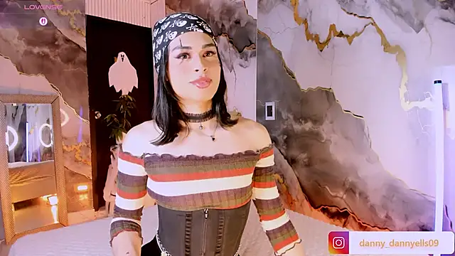 sweet dannyfem online show from 10/30/25, 05:42