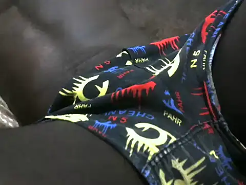 Snapshot of kingmaestro_ chatting on 09/21/25, 06:31 kingmaestro online show from 09/21/25, 06:31