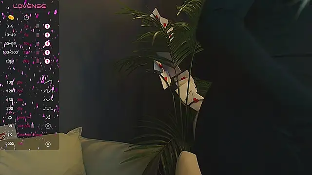 Evacadooo online show from 02/07/25, 02:50