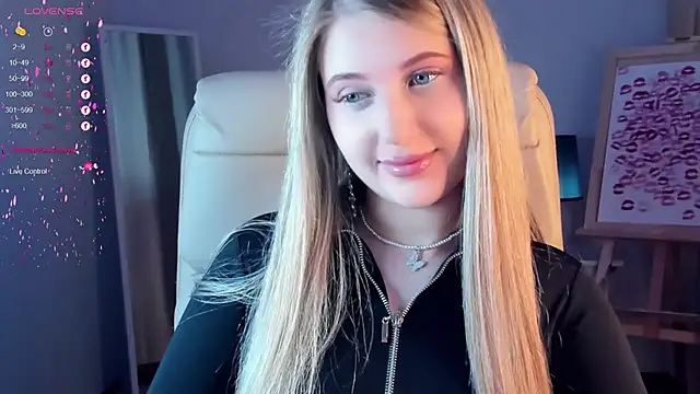 Evacadooo online show from 03/01/25, 02:59