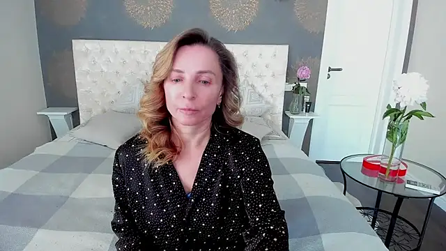 AllisonWilliams online show from 06/11/26, 04:05