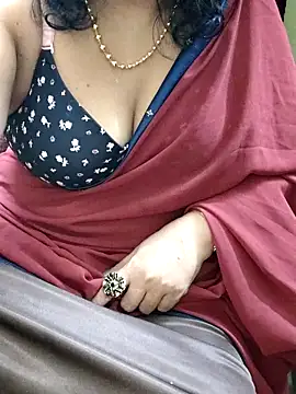 indian anu mallu online show from 03/19/25, 04:13