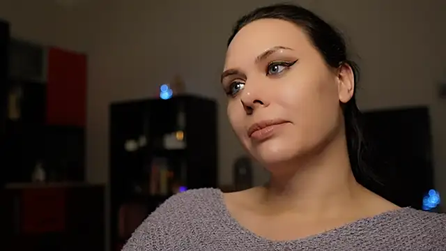 MollyCheiz online show from 12/27/24, 01:53