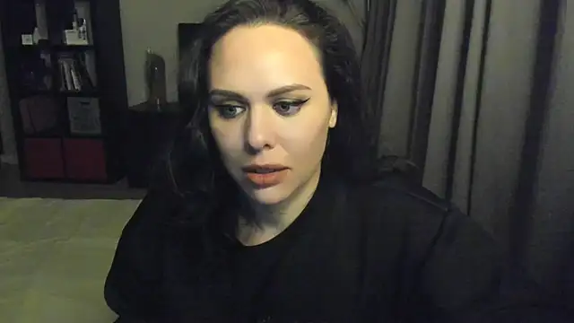 MollyCheiz online show from 03/10/25, 12:40