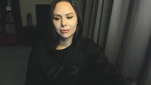 MollyCheiz online show from 09/24/25, 10:24