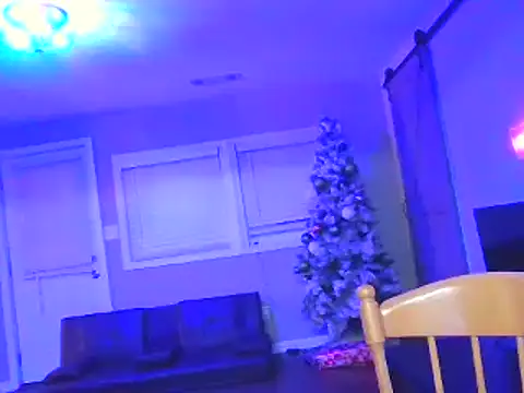 Snapshot of rickyslick123 chatting on 12/25/24, 06:52 rickyslick123 online show from 12/25/24, 06:52