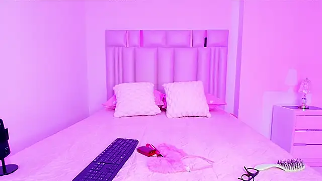 canela oss online show from 10/29/25, 12:07