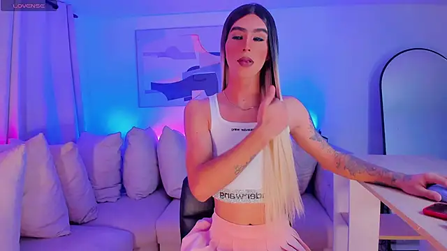 Ashley Reminton online show from 01/04/25, 11:54