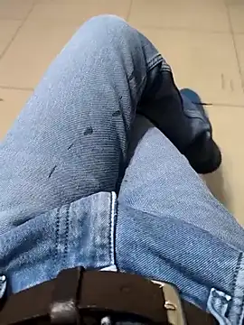 Snapshot of faaseel chatting on 03/09/25, 05:22 faaseel online show from 03/09/25, 05:22