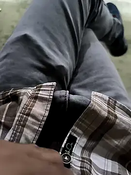 Snapshot of faaseel chatting on 03/10/25, 12:15 faaseel online show from 03/10/25, 12:15