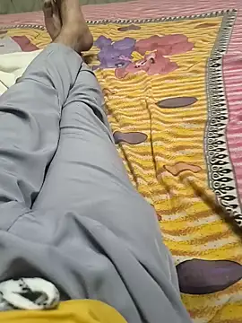 Snapshot of faaseel chatting on 10/17/25, 05:37 faaseel online show from 10/17/25, 05:37