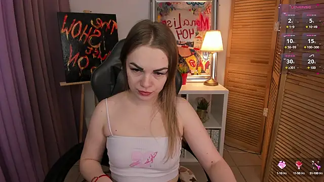 Snapshot of julianablond chatting on 01/19/25, 02:36 julianablond online show from 01/19/25, 02:36