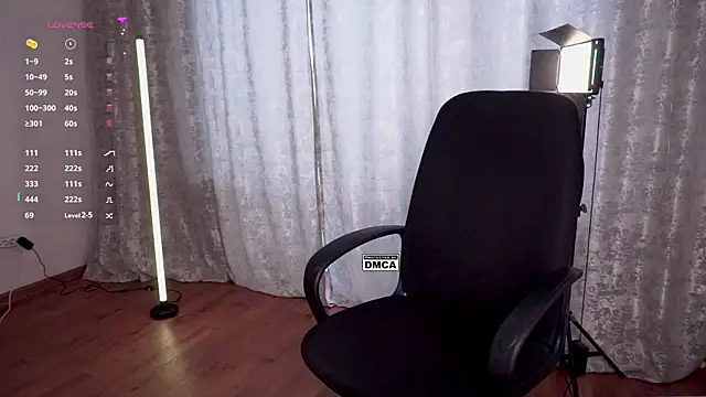 Snapshot of Hoot_owl_cb chatting on 02/20/26, 03:03 Hoot owl cb online show from 02/20/26, 03:03