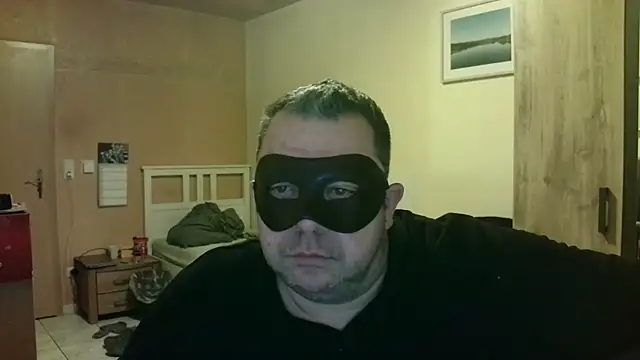 Snapshot of SADOMASKE chatting on 01/26/25, 10:13 SADOMASKE online show from 01/26/25, 10:13