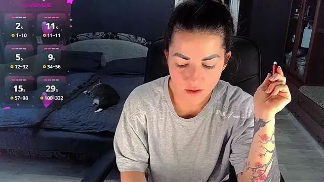 Snapshot of Aria_Dl chatting on 12/16/24, 09:24 Aria Dl online show from 12/16/24, 09:24