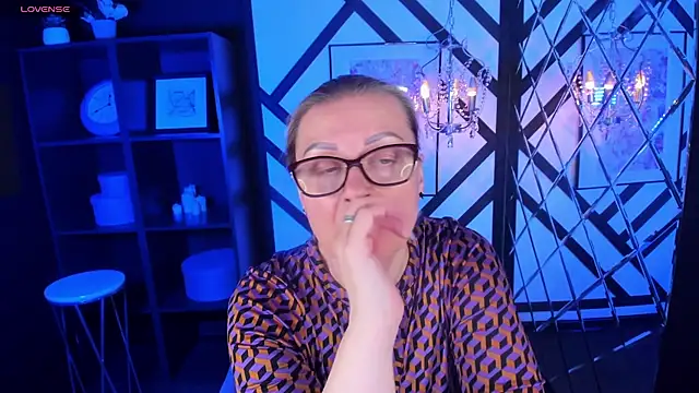 Snapshot of AlexandraKind chatting on 03/03/25, 07:39 AlexandraKind online show from 03/03/25, 07:39