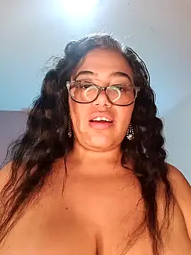 Snapshot of Katrina_The_Kitty chatting on 02/20/25, 08:39 Katrina The Kitty online show from 02/20/25, 08:39