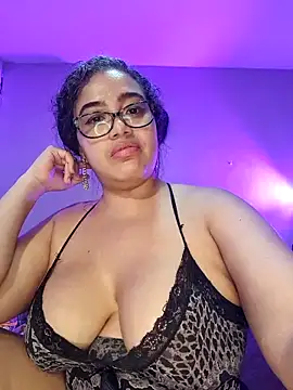 Snapshot of Katrina_The_Kitty chatting on 02/22/25, 05:46 Katrina The Kitty online show from 02/22/25, 05:46