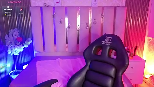 Andy tay1 online show from 11/22/25, 04:33